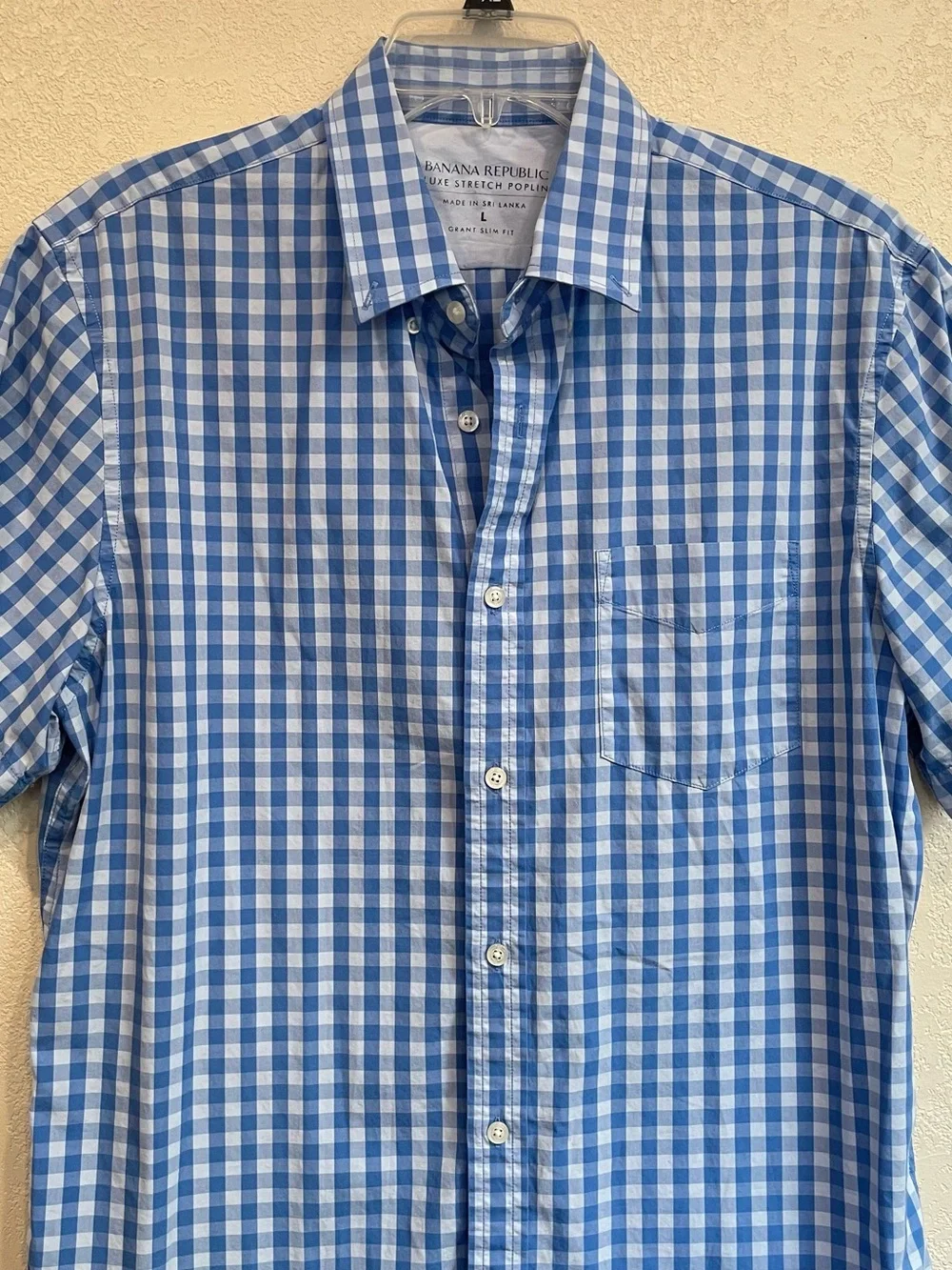 Banana Republic Blue & White Gingham Short-Sleeve Button-Down Shirt